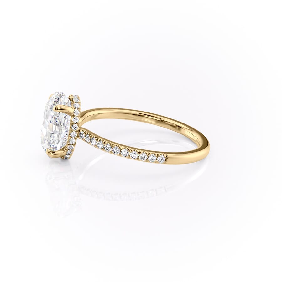 Halo & Pavé · Angled view