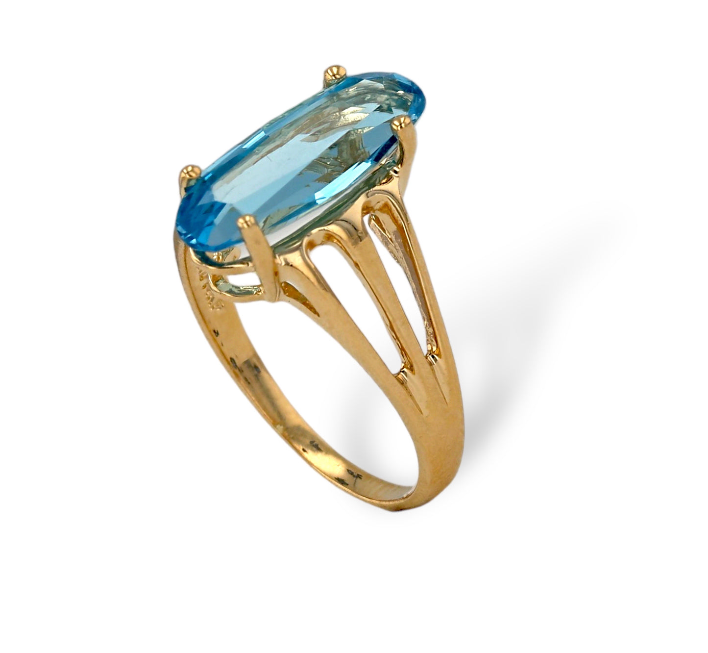 Yellow 14k gold oval topaz ring