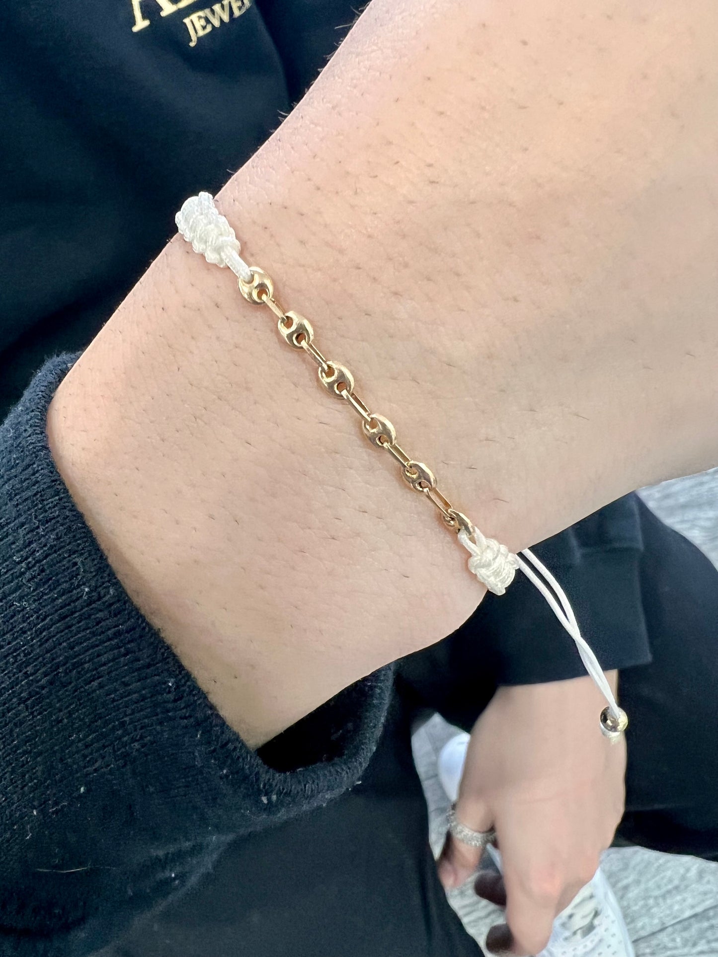 Gold 18k macrame bracelet