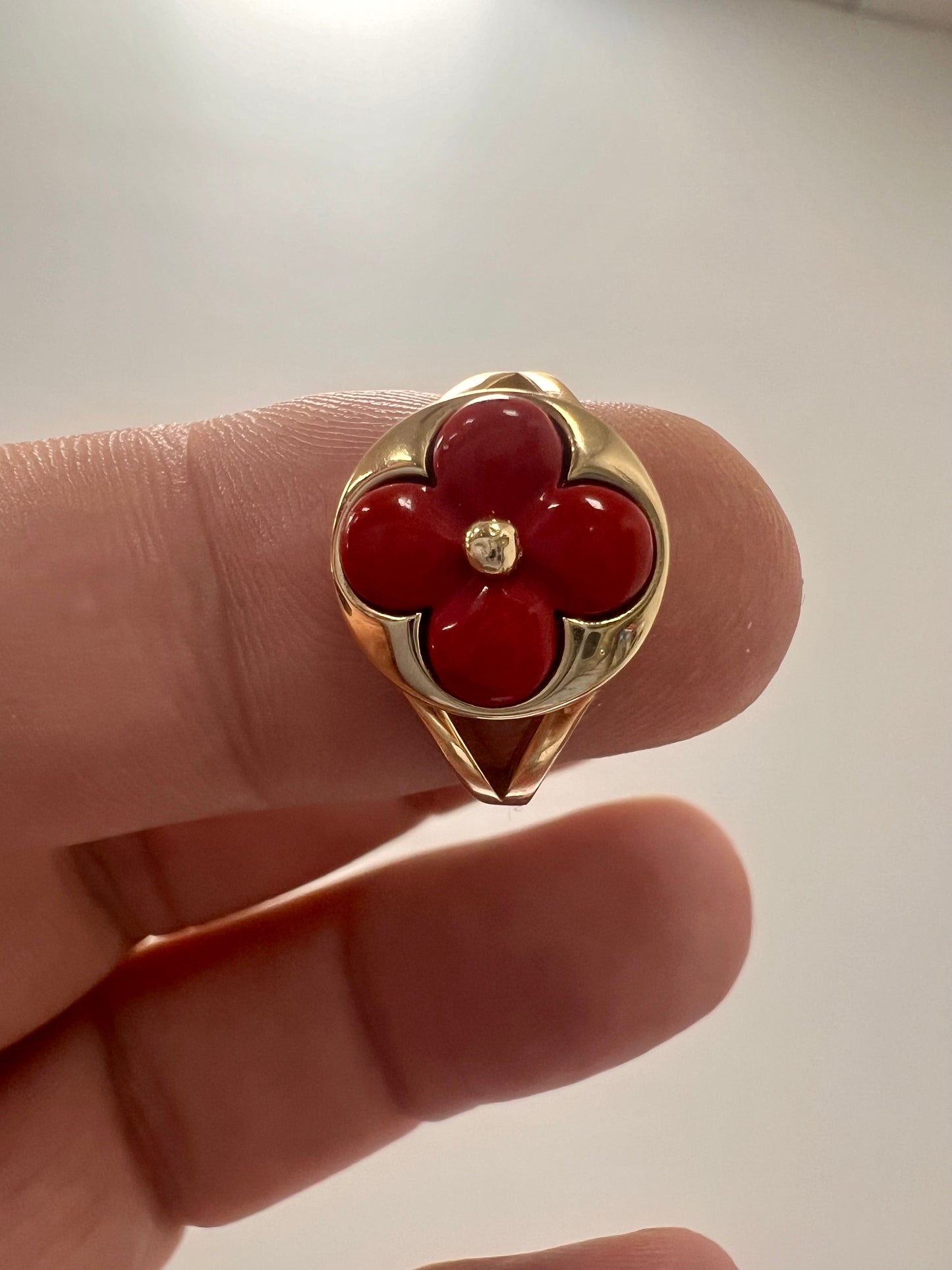 14K Yellow gold red carnelian clover ring-226734