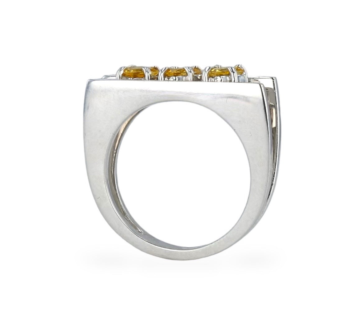 White 14k gold yellow sapphire ring