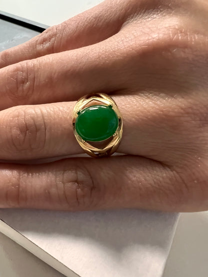 14K Yellow gold oval jade ring-10107