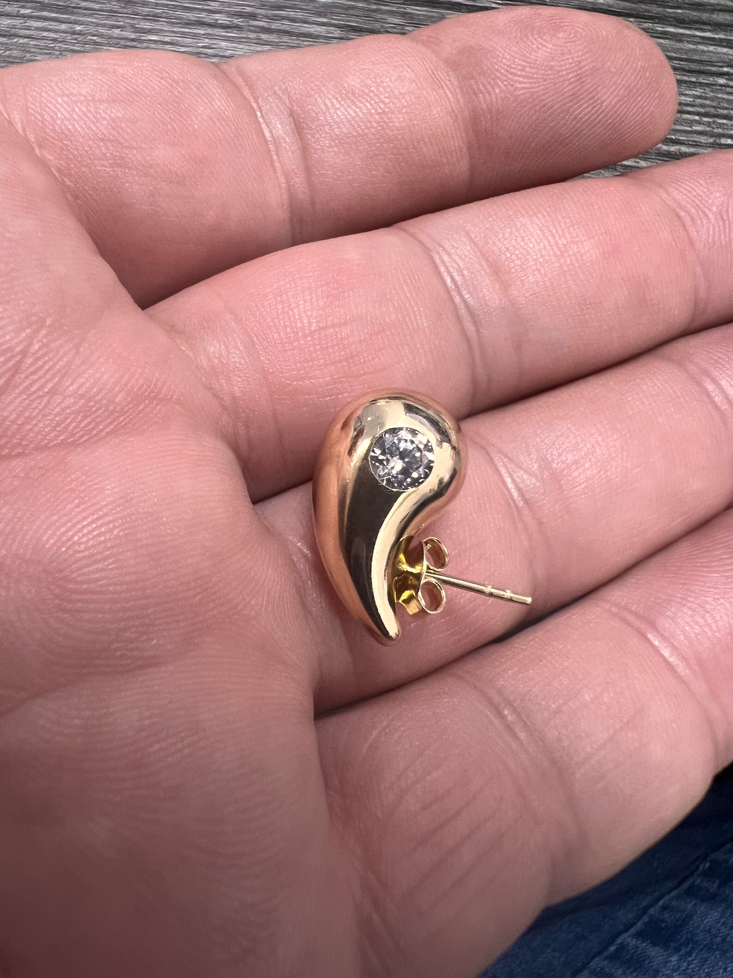 14K Yellow gold medium drop earrings-227130