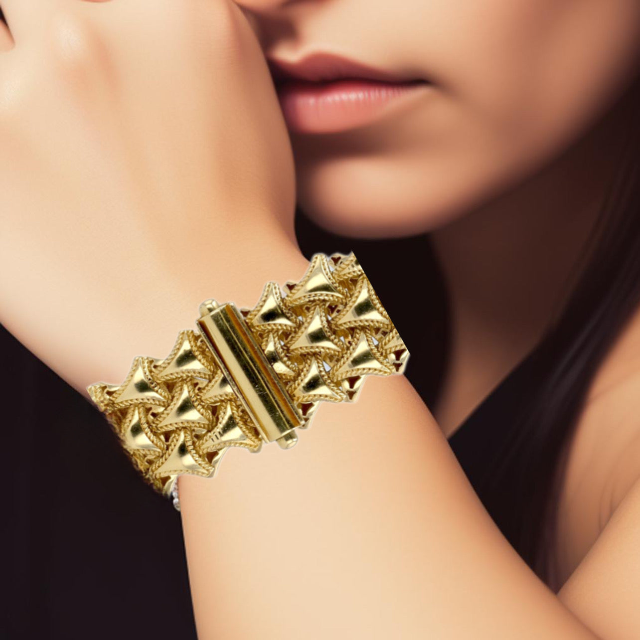 Yellow 14k designer triangle Italian bracelet