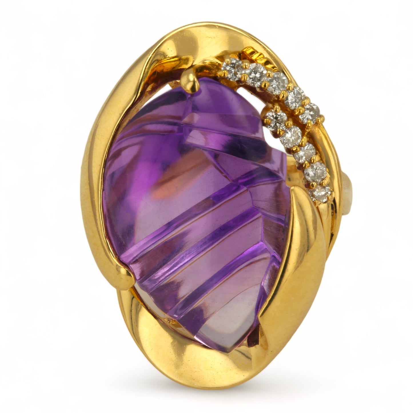 18K Yellow solid Gold oval Ring with Fancy Cut Amethyst and Diamonds - 32655